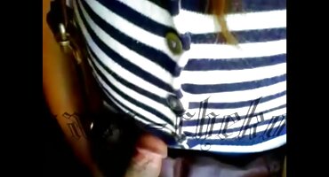 phim sex đồng tinh Một tên trộm ôm quay lén gái tắm cảnh sát.